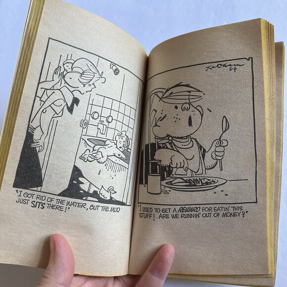 Vintage Dennis the Menace Ain't Misbehavin Hank Ketcham Paperback Book Comics 88 - Picture 4 of 6